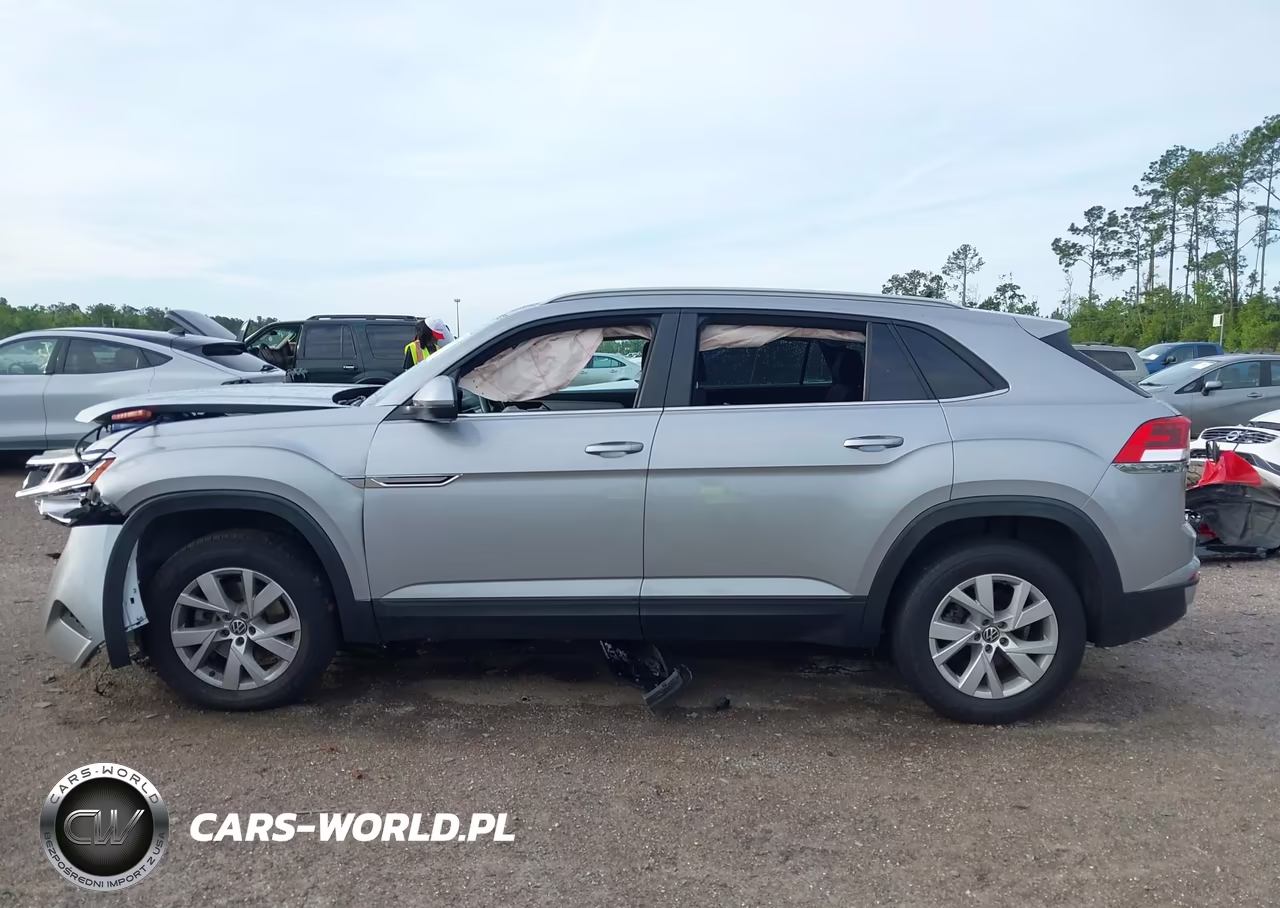 2020 Volkswagen Atlas Cross Sport 2.0T S VIN:1V2AC2CA5LC200868 - 13