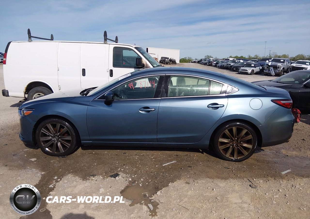 2018 Mazda Mazda6 Touring VIN:JM1GL1VM7J1311816 - 14