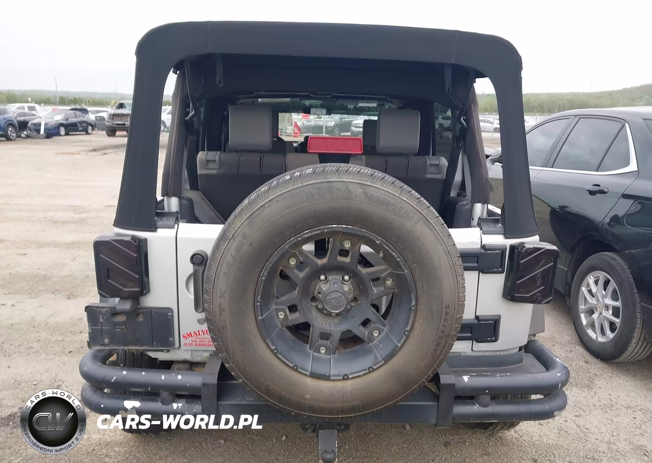 2007 Jeep Wrangler Unlimited X VIN:1J4GA39187L188679 - 15