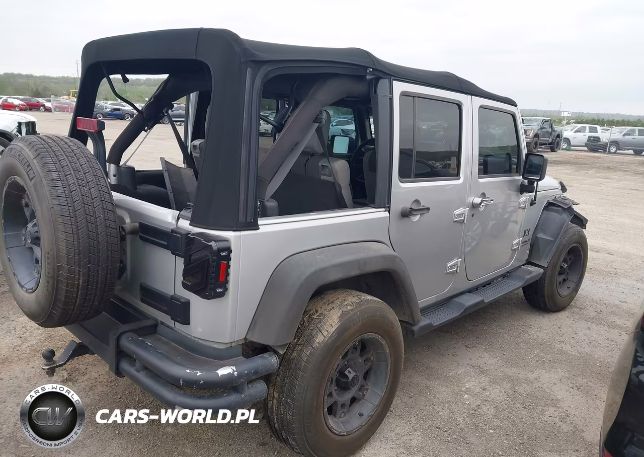 2007 Jeep Wrangler Unlimited X VIN:1J4GA39187L188679 - 4