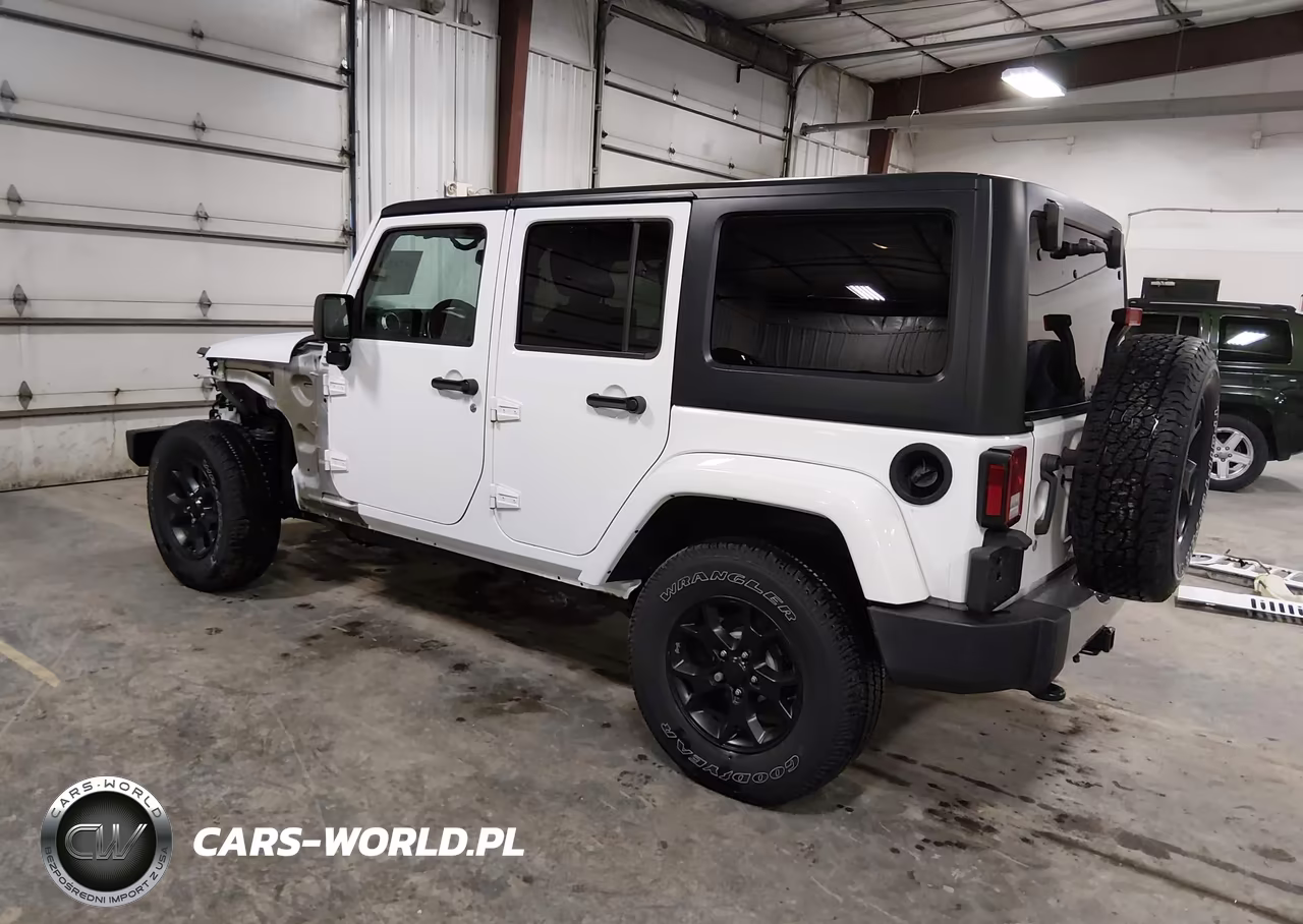 2017 Jeep Wrangler Unlimited Sahara 4X4 VIN:1C4BJWEG0HL739975 - 3
