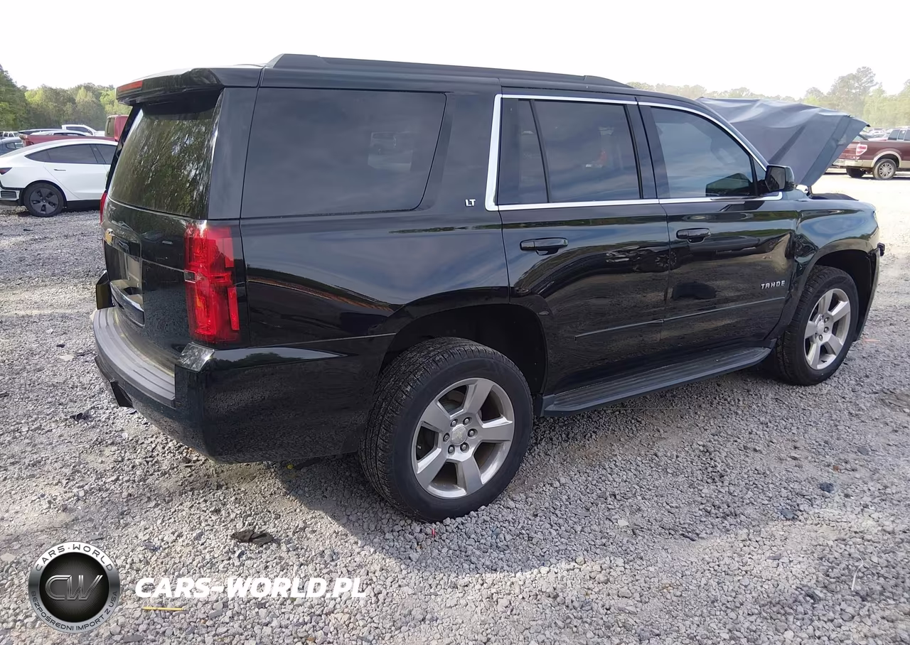 2019 Chevrolet Tahoe Lt VIN:1GNSCBKC0KR240268 - 4