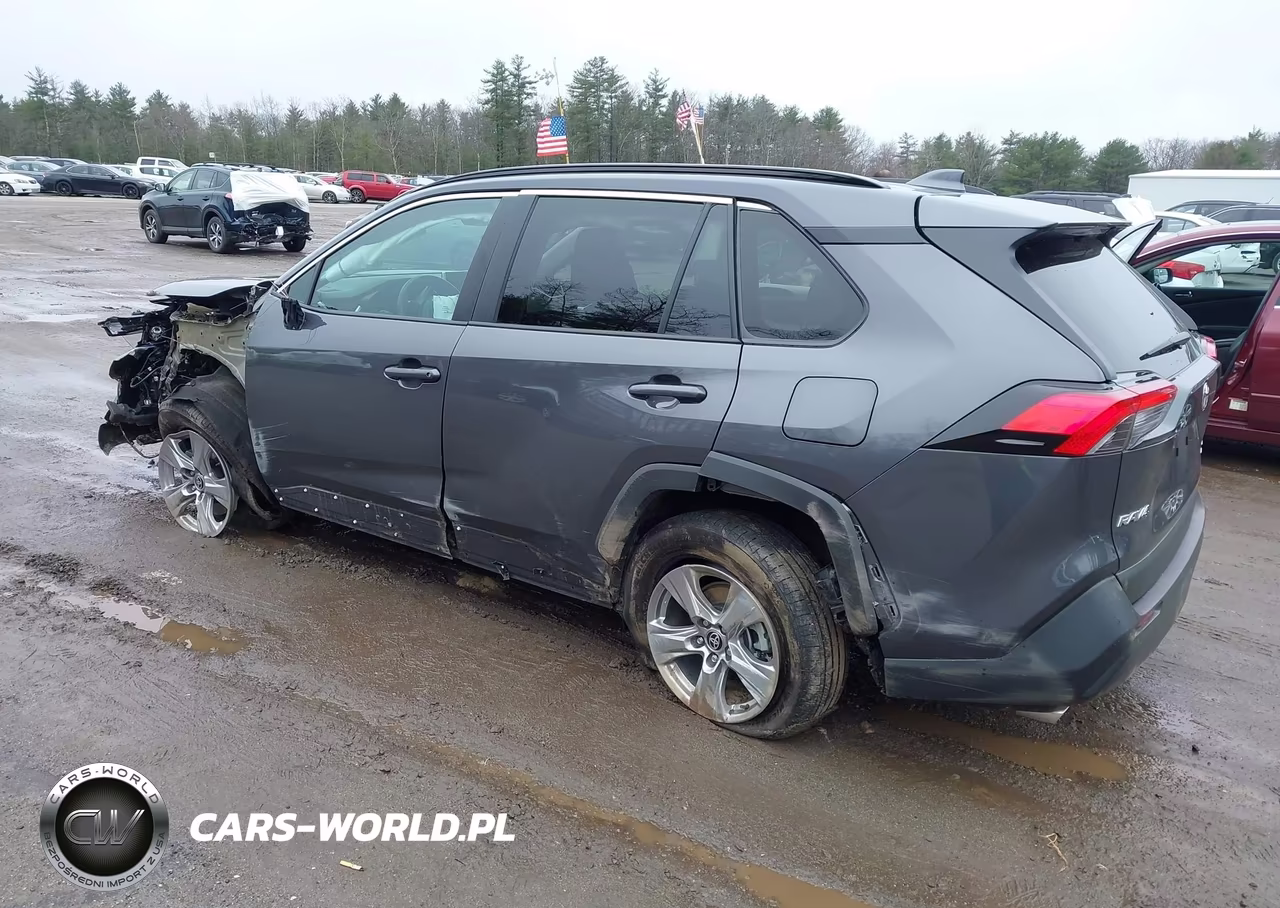 2024 Toyota Rav4 Xle VIN:2T3P1RFV0RW446984 - 3