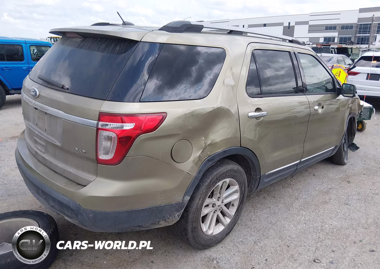 2013 Ford Explorer Xlt VIN:1FM5K8D87DGC02454 - 4