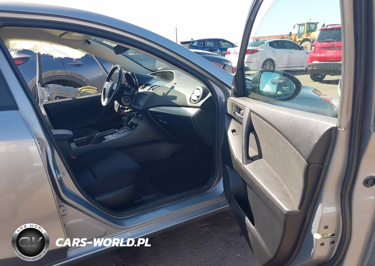 2012 Mazda Mazda3 I Touring VIN:JM1BL1L81C1614108 - 5