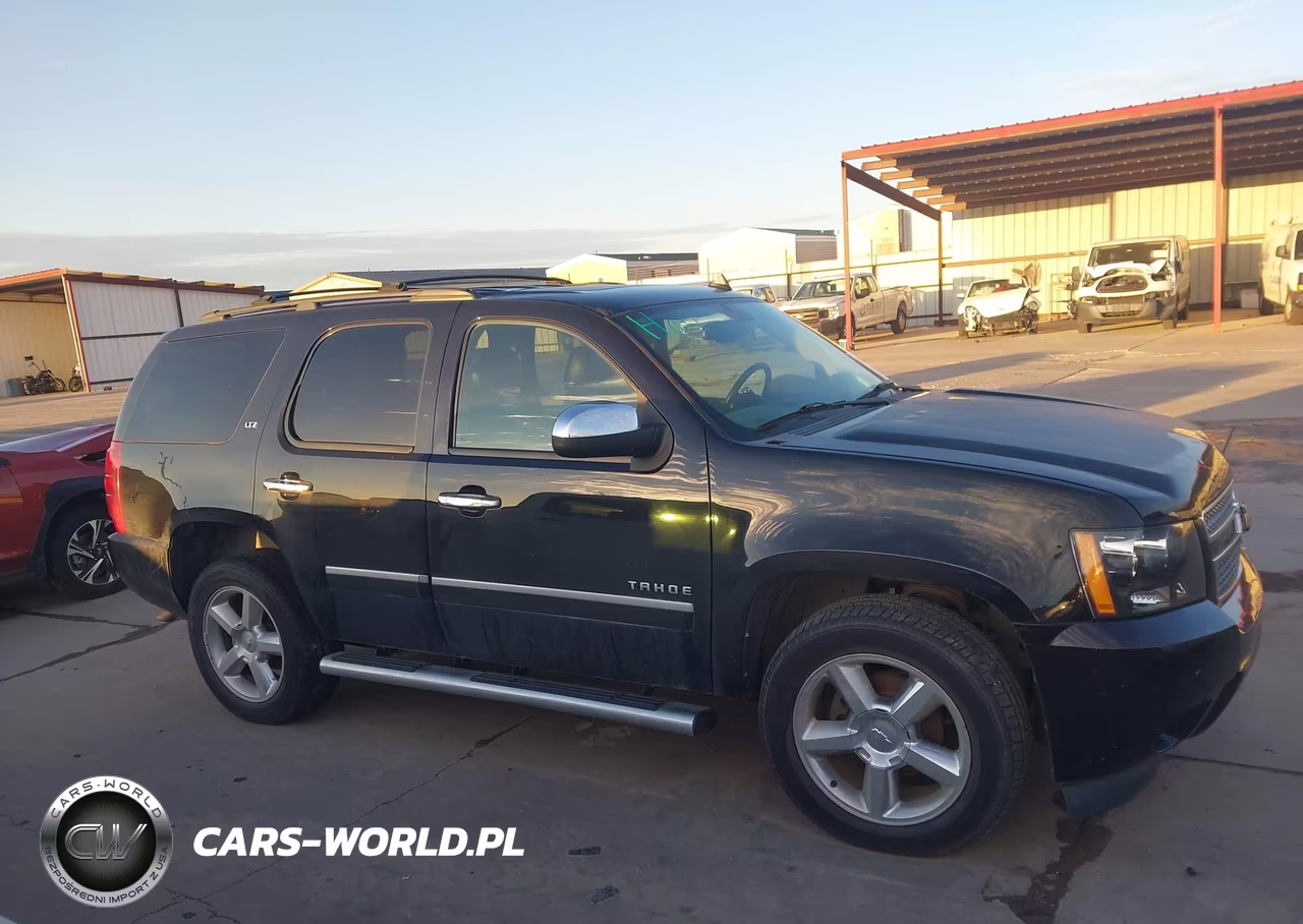 2014 Chevrolet Tahoe Ltz VIN:1GNSKCE09ER131581 - 13