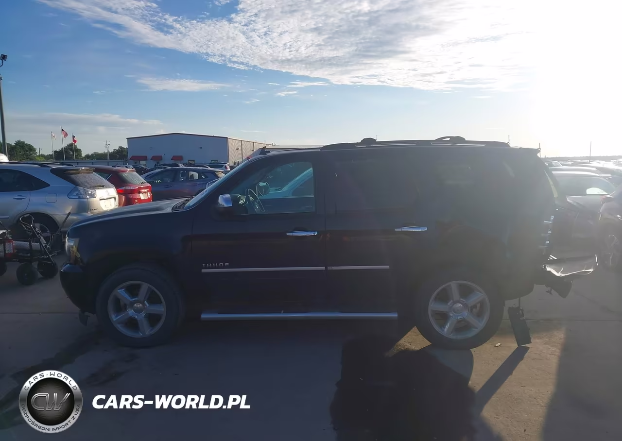 2014 Chevrolet Tahoe Ltz VIN:1GNSKCE09ER131581 - 14
