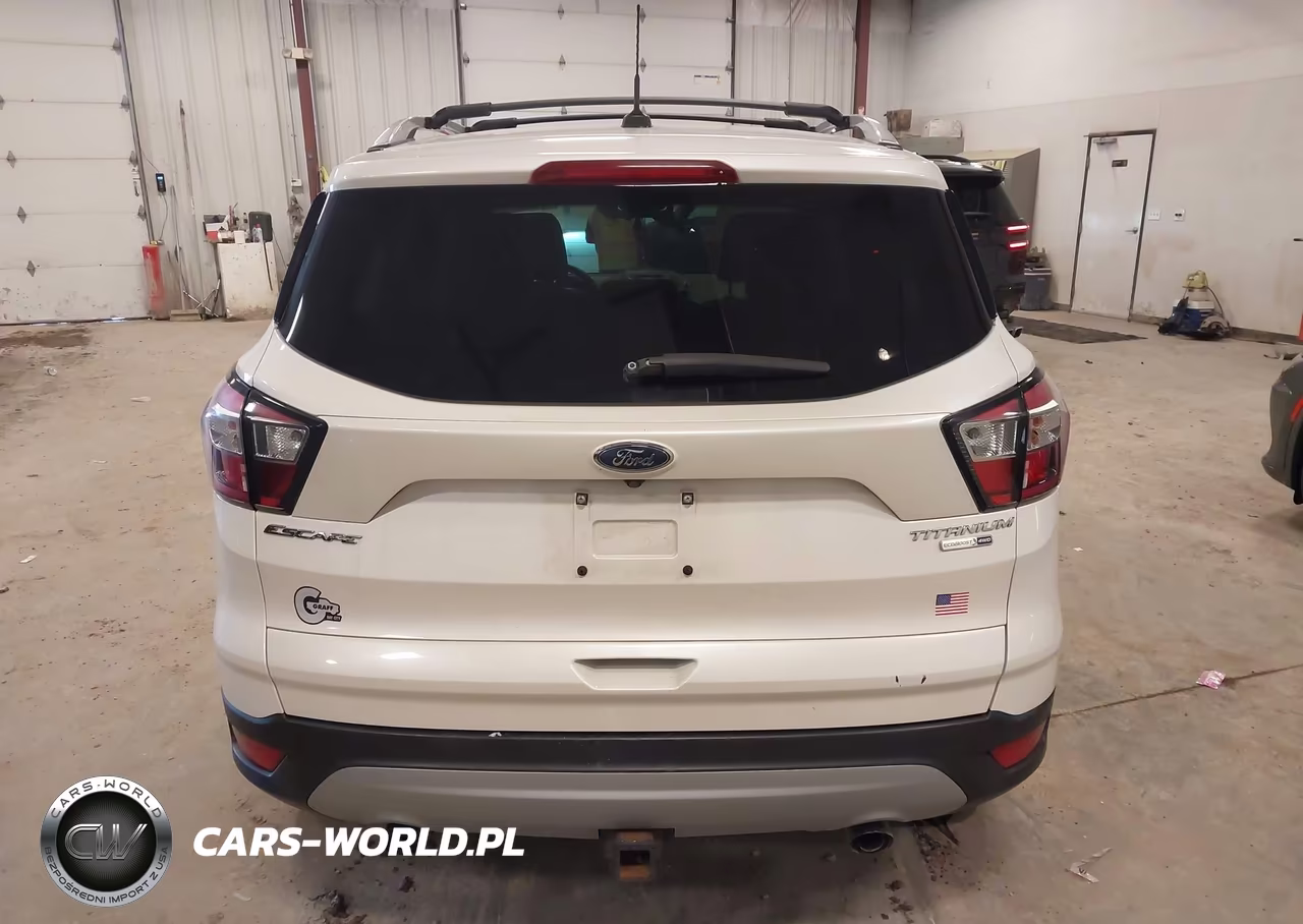 2017 Ford Escape Titanium VIN:1FMCU9J94HUD57846 - 16