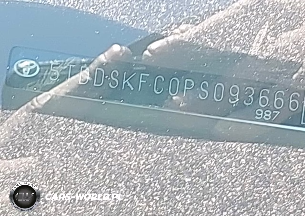 2023 Toyota Sienna Xse VIN:5TDDSKFC0PS093666 - 17