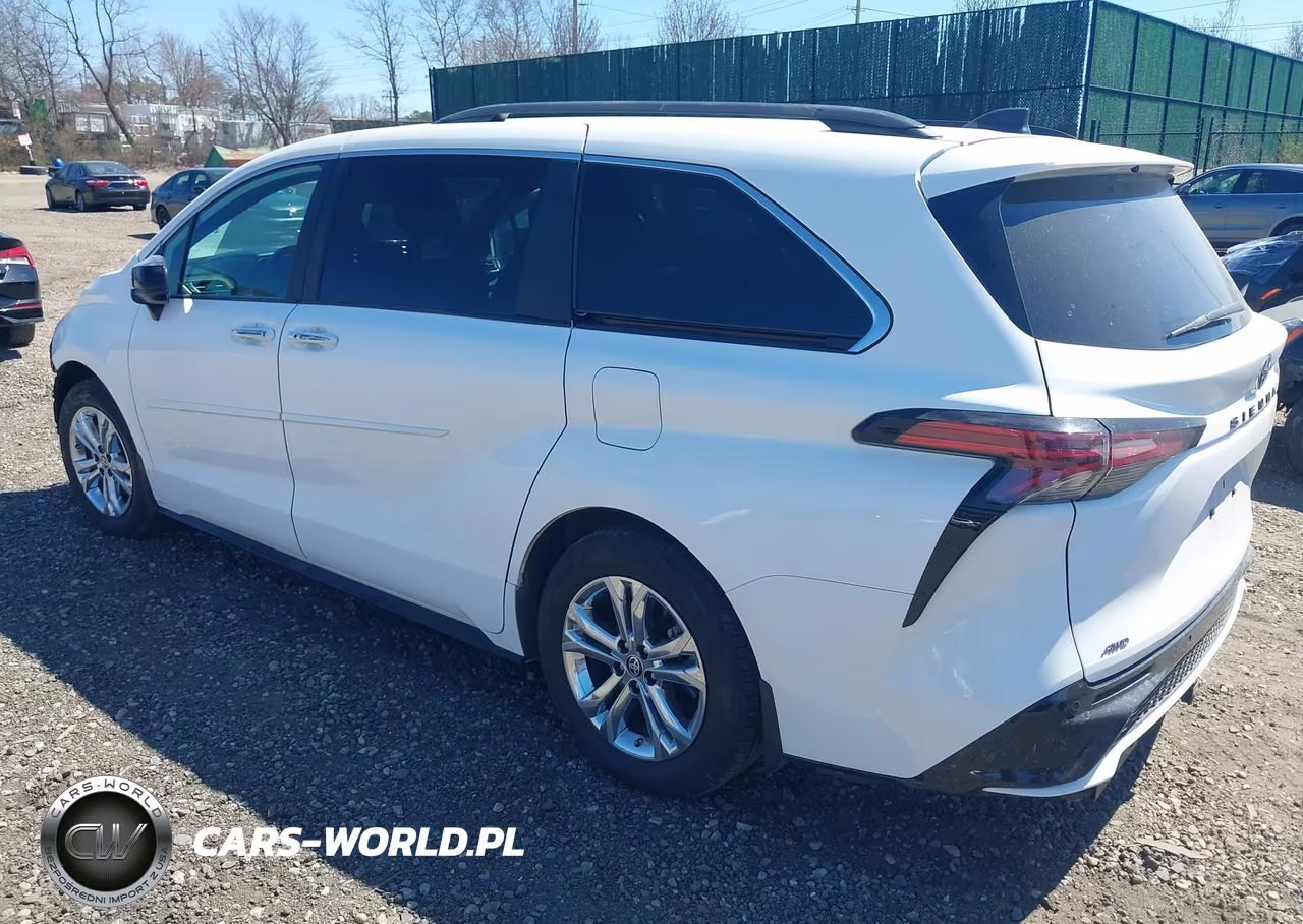 2023 Toyota Sienna Xse VIN:5TDDSKFC0PS093666 - 3