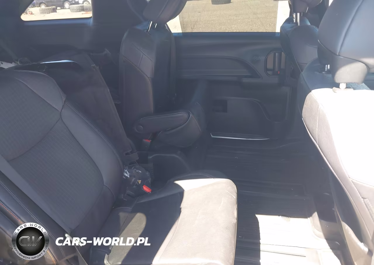 2023 Toyota Sienna Xse VIN:5TDDSKFC0PS093666 - 8