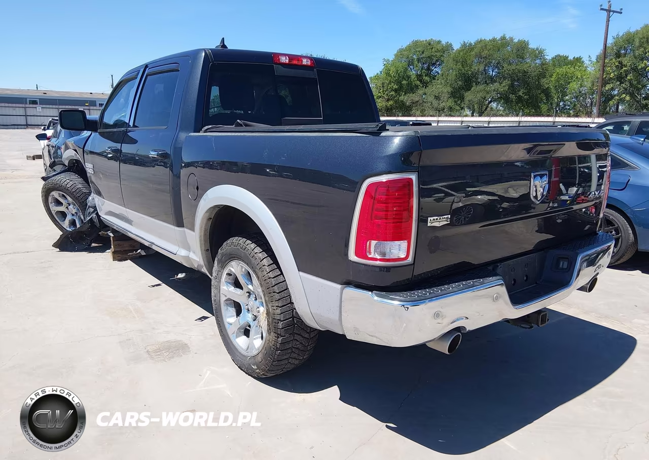 2018 Ram 1500 Laramie 4X4 5'7 Box VIN:1C6RR7NT0JS162474 - 3