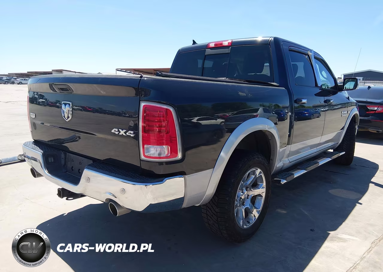 2018 Ram 1500 Laramie 4X4 5'7 Box VIN:1C6RR7NT0JS162474 - 4