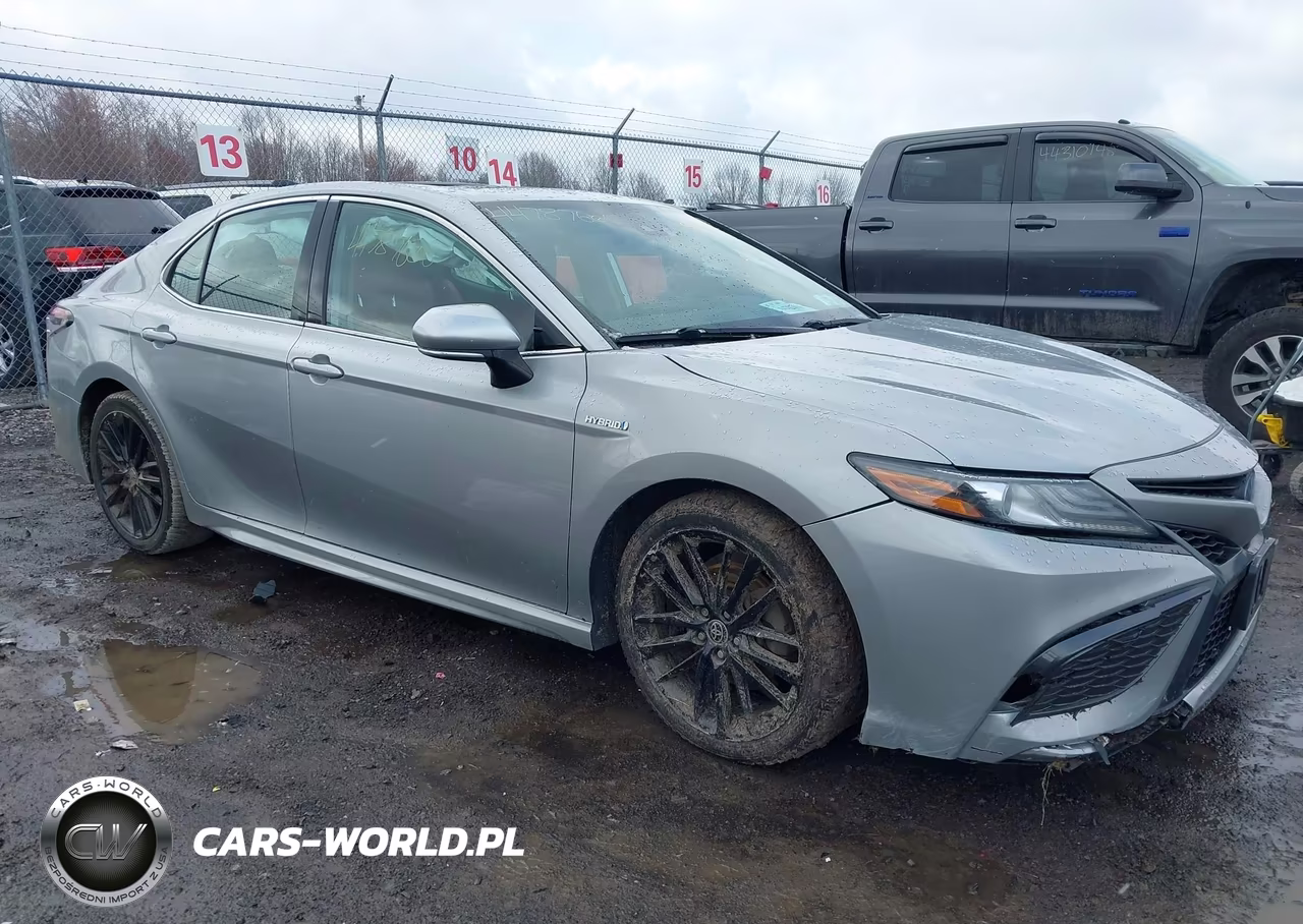 2021 Toyota Camry Xse Hybrid – zdjęcie 1 z 16