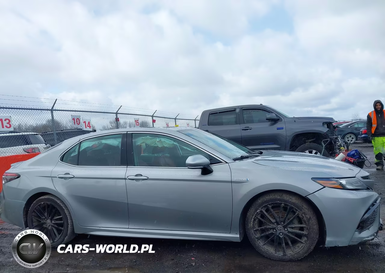 2021 Toyota Camry Xse Hybrid VIN:4T1K31AK8MU548165 - 13