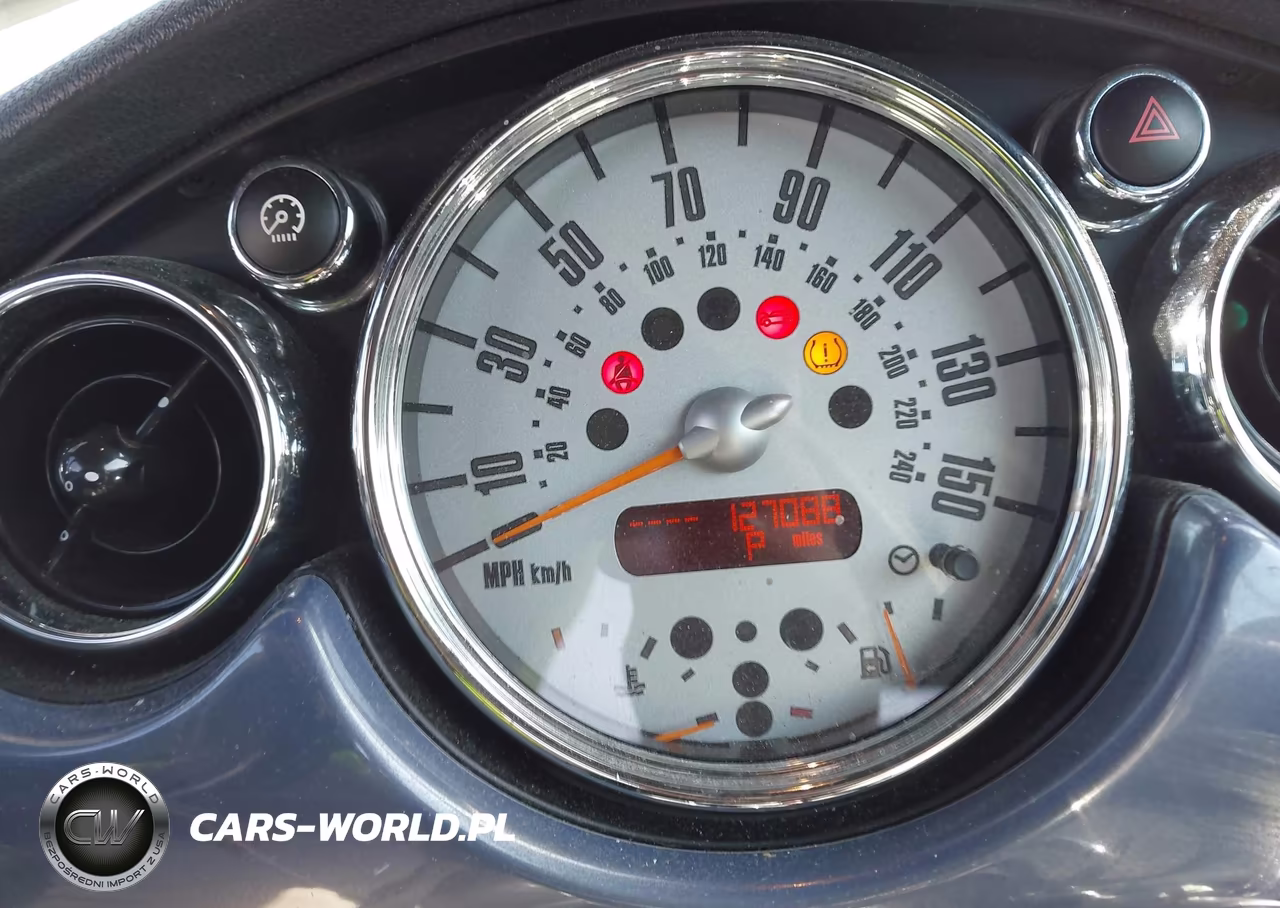2006 Mini Cooper S VIN:WMWRH33516TK56869 - 7