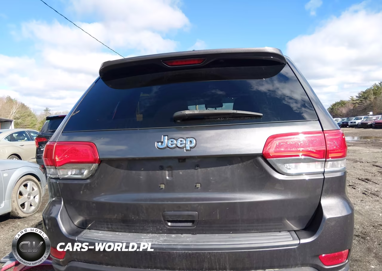 2015 Jeep Grand Cherokee Laredo VIN:1C4RJFAG7FC812342 - 16