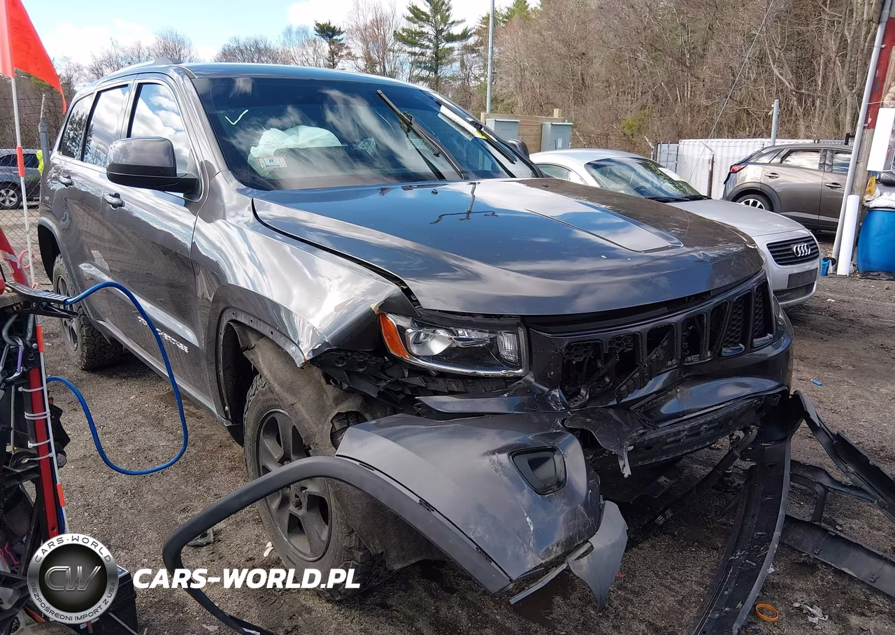 2015 Jeep Grand Cherokee Laredo VIN:1C4RJFAG7FC812342 - 6