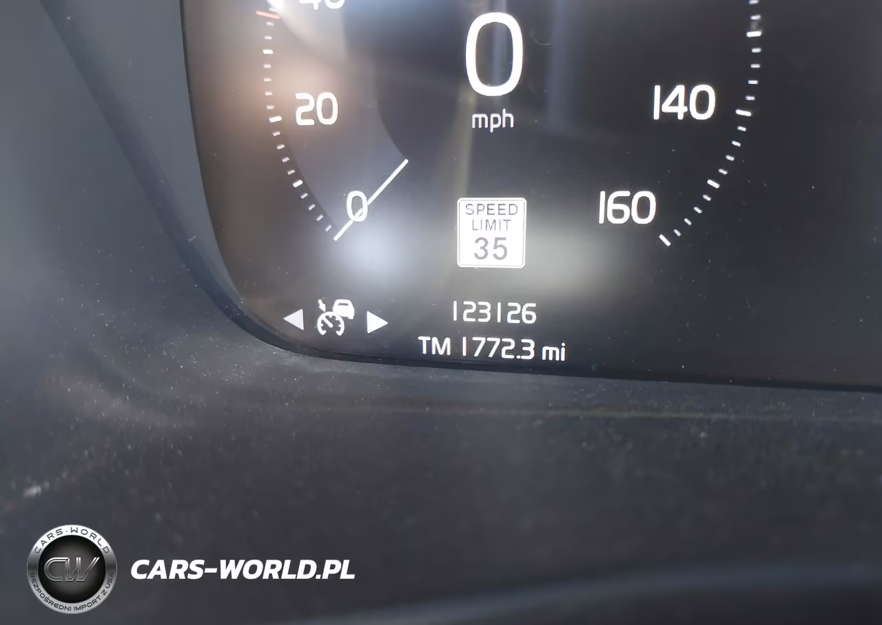 2019 Volvo Xc40 T5 R-Design VIN:YV4162UMXK2142646 - 16