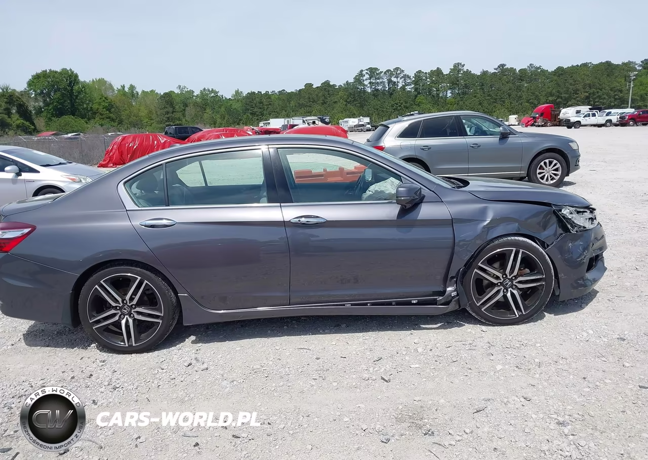 2017 Honda Accord Touring V6 VIN:1HGCR3F99HA027926 - 13