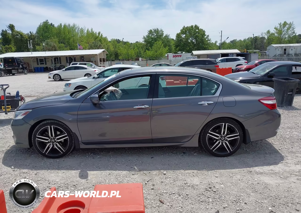 2017 Honda Accord Touring V6 VIN:1HGCR3F99HA027926 - 14