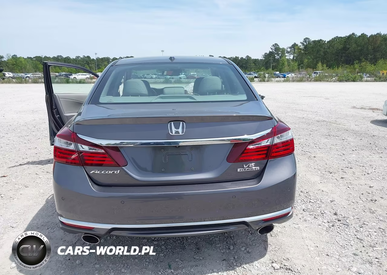 2017 Honda Accord Touring V6 VIN:1HGCR3F99HA027926 - 16