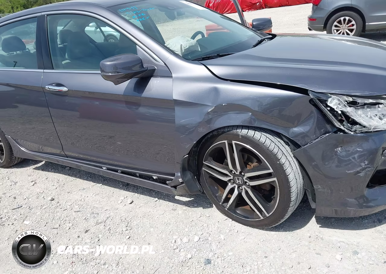 2017 Honda Accord Touring V6 VIN:1HGCR3F99HA027926 - 6