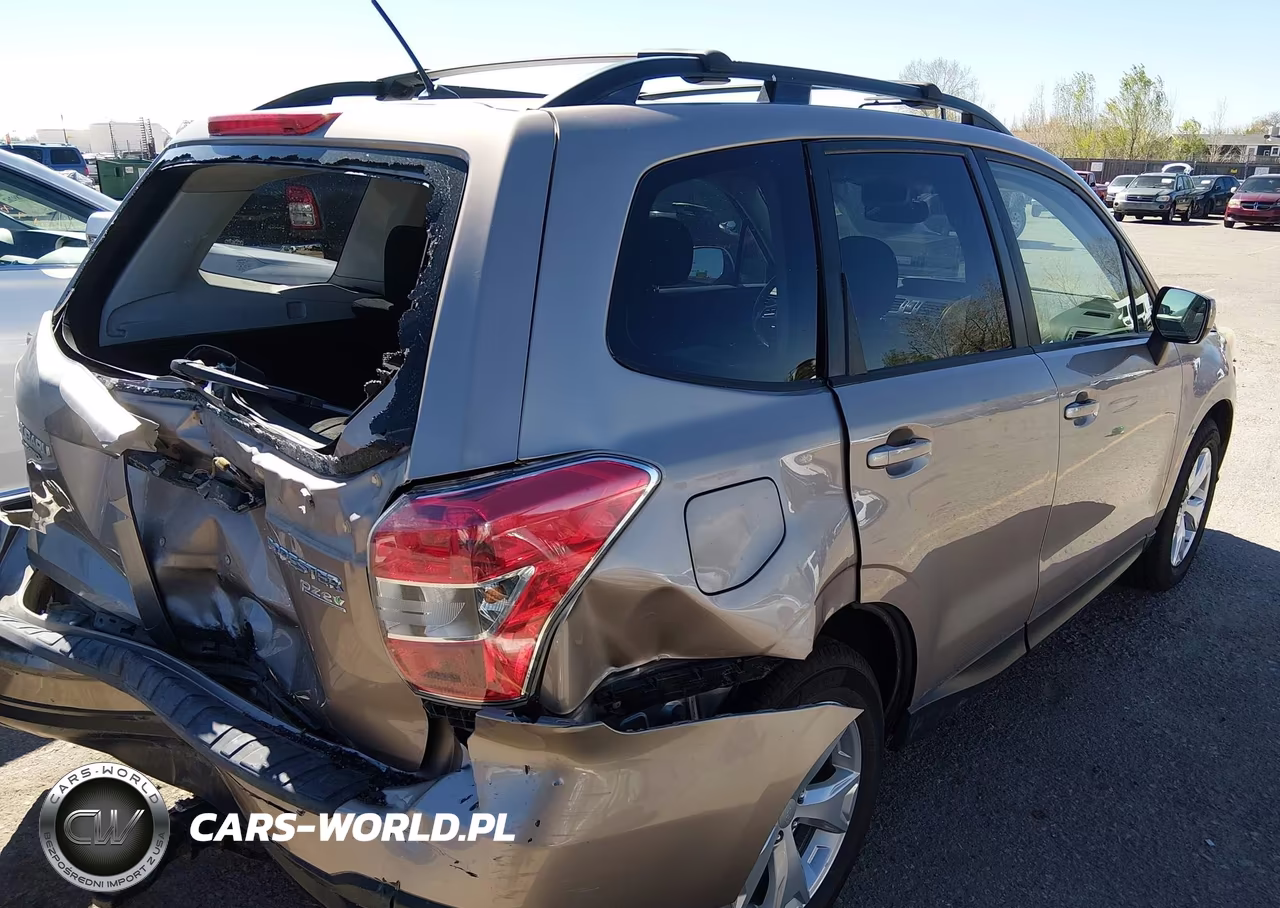 2014 Subaru Forester 2.5I Premium VIN:JF2SJAEC2EH472337 - 4