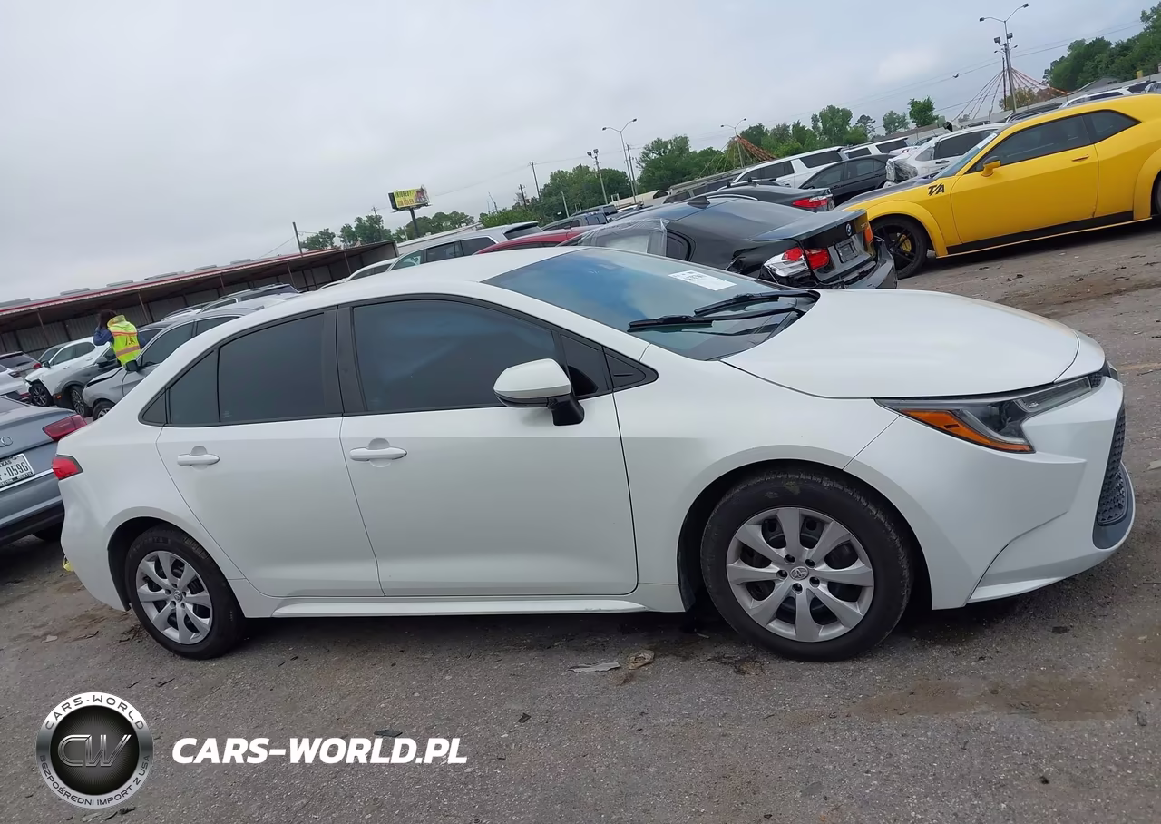 2020 Toyota Corolla Le VIN:5YFEPRAE6LP007979 - 13