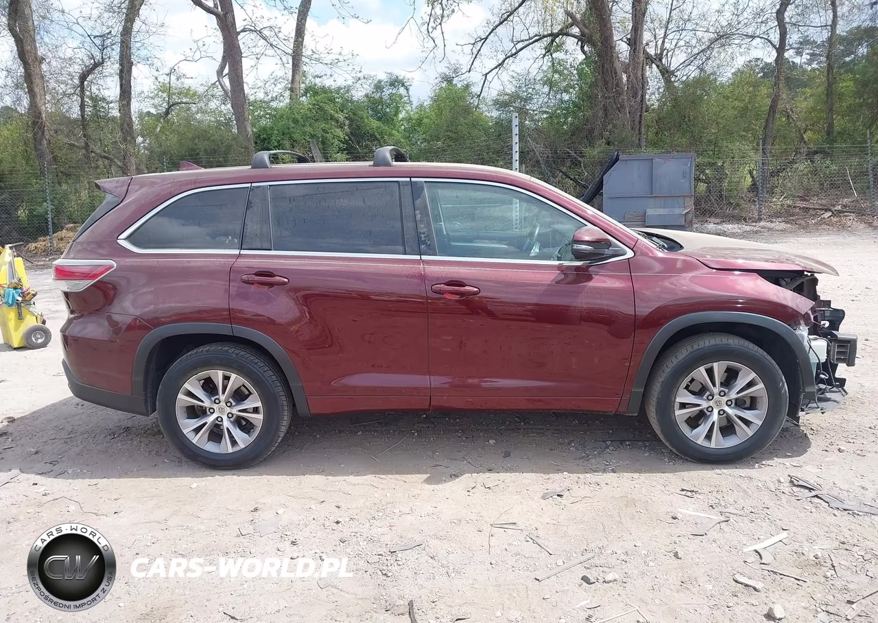 2014 Toyota Highlander Le Plus V6 VIN:5TDZKRFH3ES022887 - 14