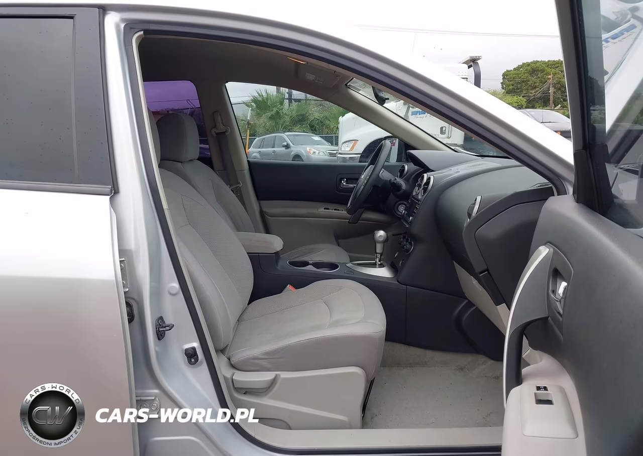 2014 Nissan Rogue Select S VIN:JN8AS5MT1EW100178 - 5