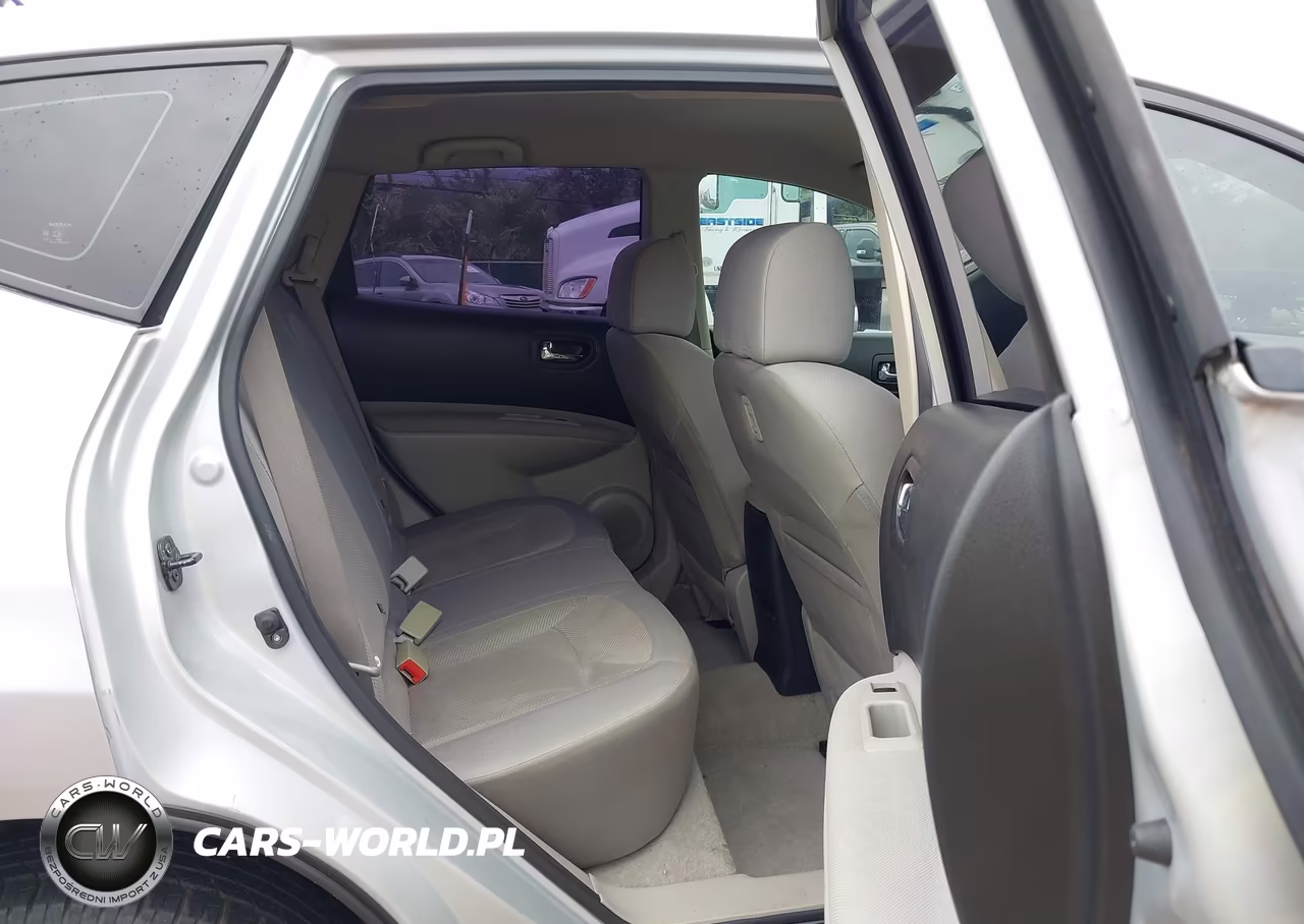 2014 Nissan Rogue Select S VIN:JN8AS5MT1EW100178 - 8