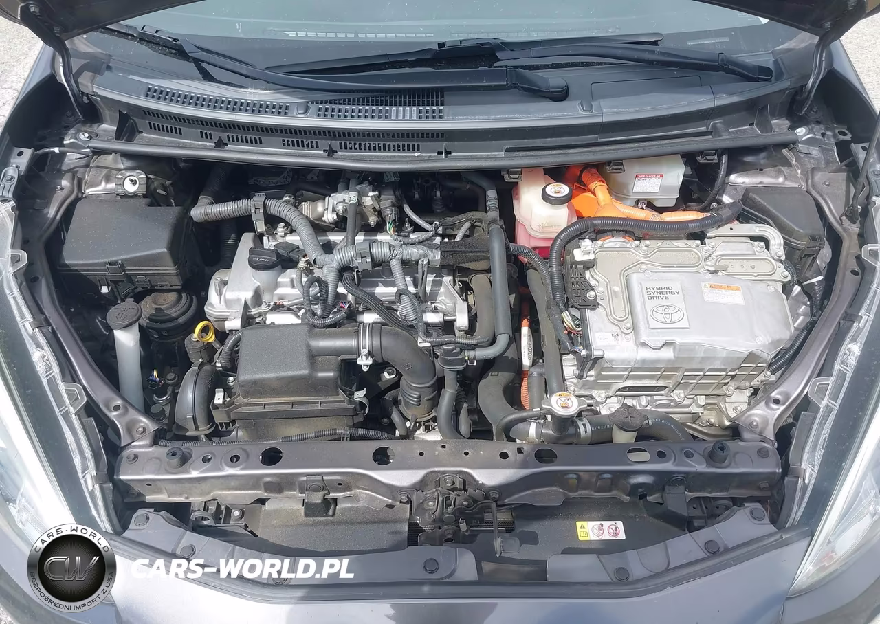 2019 Toyota Prius C L VIN:JTDKDTB38K1623241 - 10
