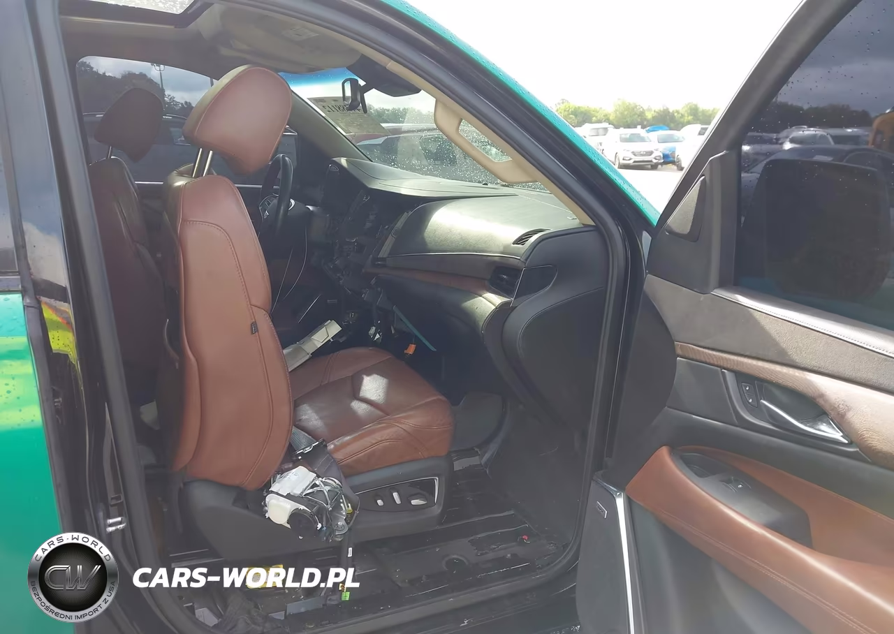 2016 Cadillac Escalade Premium Collection VIN:1GYS3CKJXGR446440 - 5