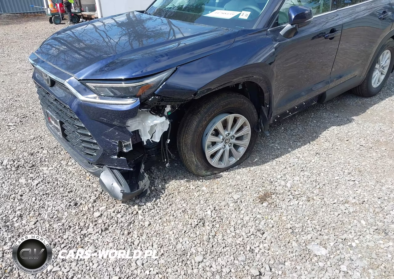 2026 Toyota Grand Highlander Xle VIN:5TDAAAB5XTS126769 - 6