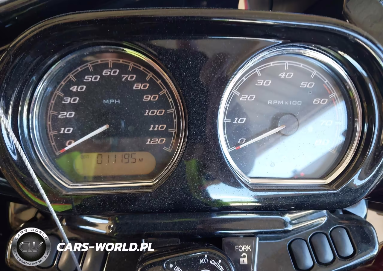 2018 Harley-Davidson Fltrxs Road Glide Special VIN:1HD1KTC16JB628072 - 7