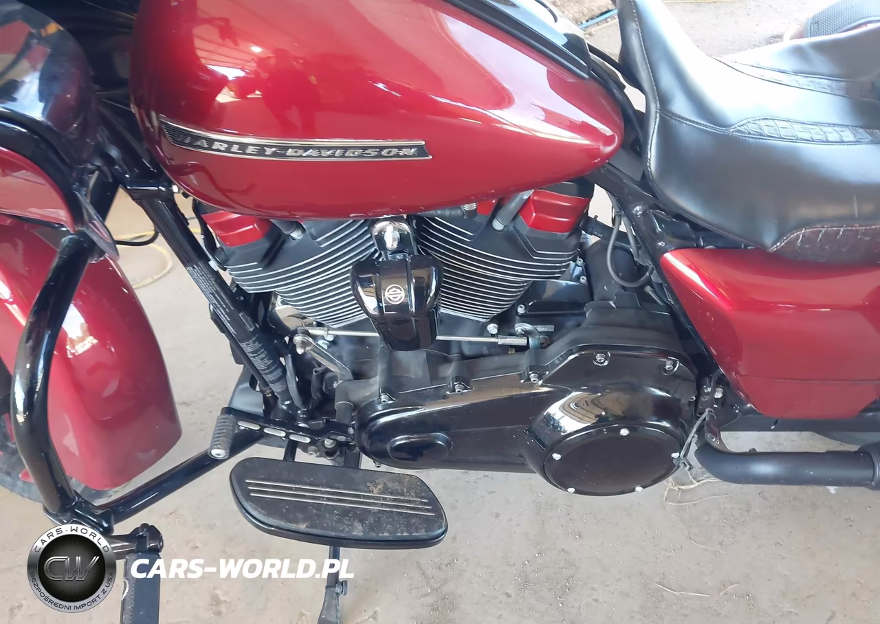 2018 Harley-Davidson Fltrxs Road Glide Special VIN:1HD1KTC16JB628072 - 9
