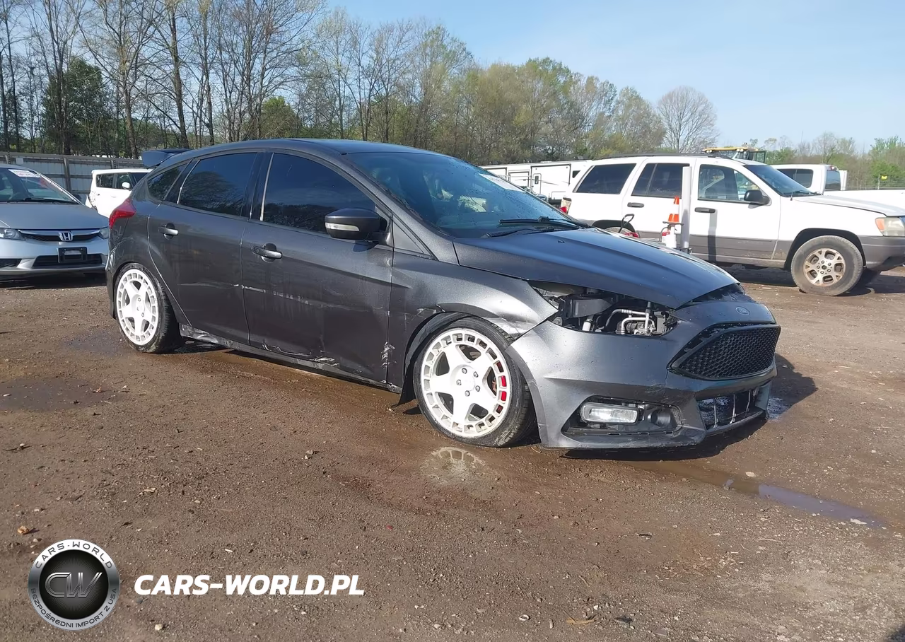 2016 Ford Focus St