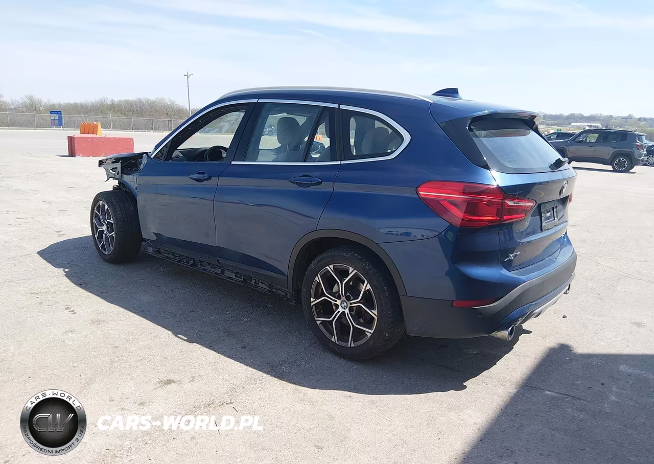 2021 BMW X1 xDrive28I VIN:WBXJG9C06M5S26040 - 3