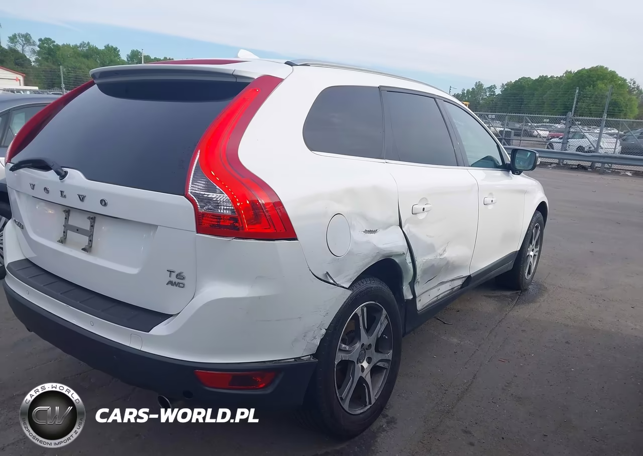 2013 Volvo Xc60 T6-T6 Platinum-T6 Premier Plus-T6 R-Design-T6 R-Design Platinum-T6 R-Design Premier Plus VIN:YV4902DZ0D2377219 - 4
