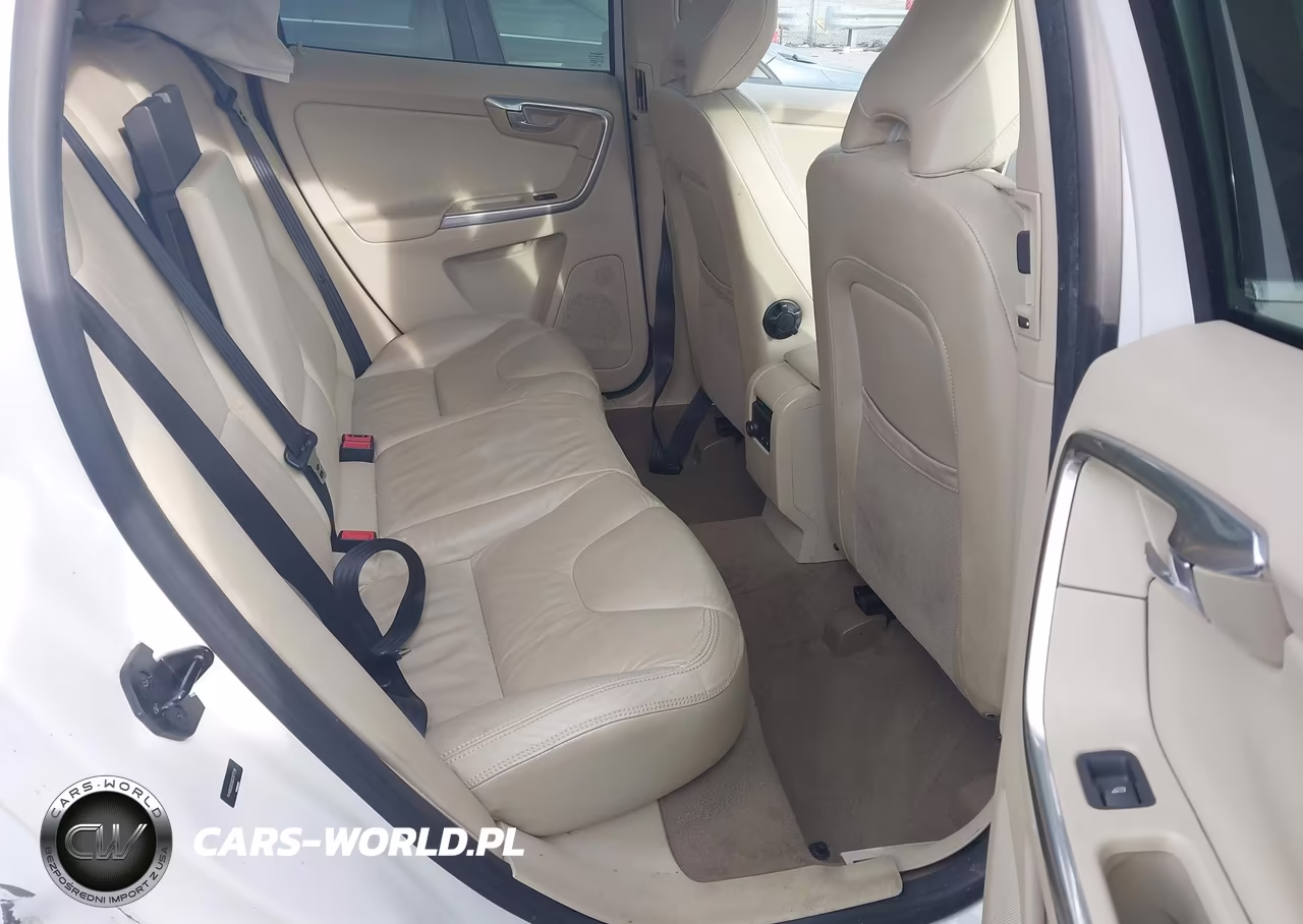 2013 Volvo Xc60 T6-T6 Platinum-T6 Premier Plus-T6 R-Design-T6 R-Design Platinum-T6 R-Design Premier Plus VIN:YV4902DZ0D2377219 - 8