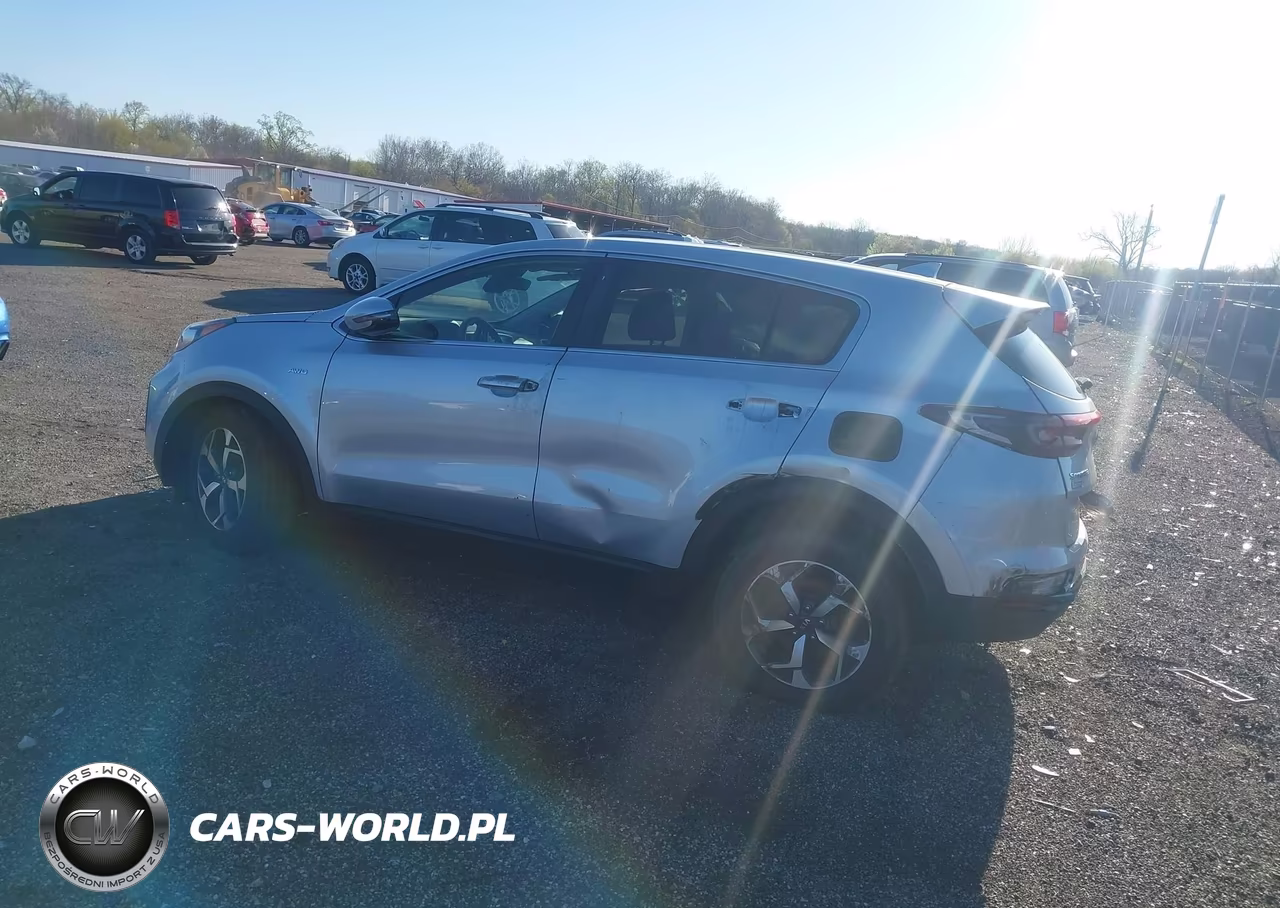 2020 Kia Sportage Lx VIN:KNDPMCAC9L7662622 - 3