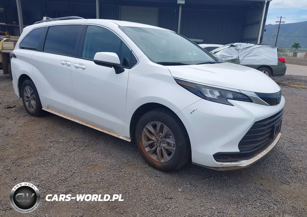 2024 Toyota Sienna Le – zdjęcie 1 z 16