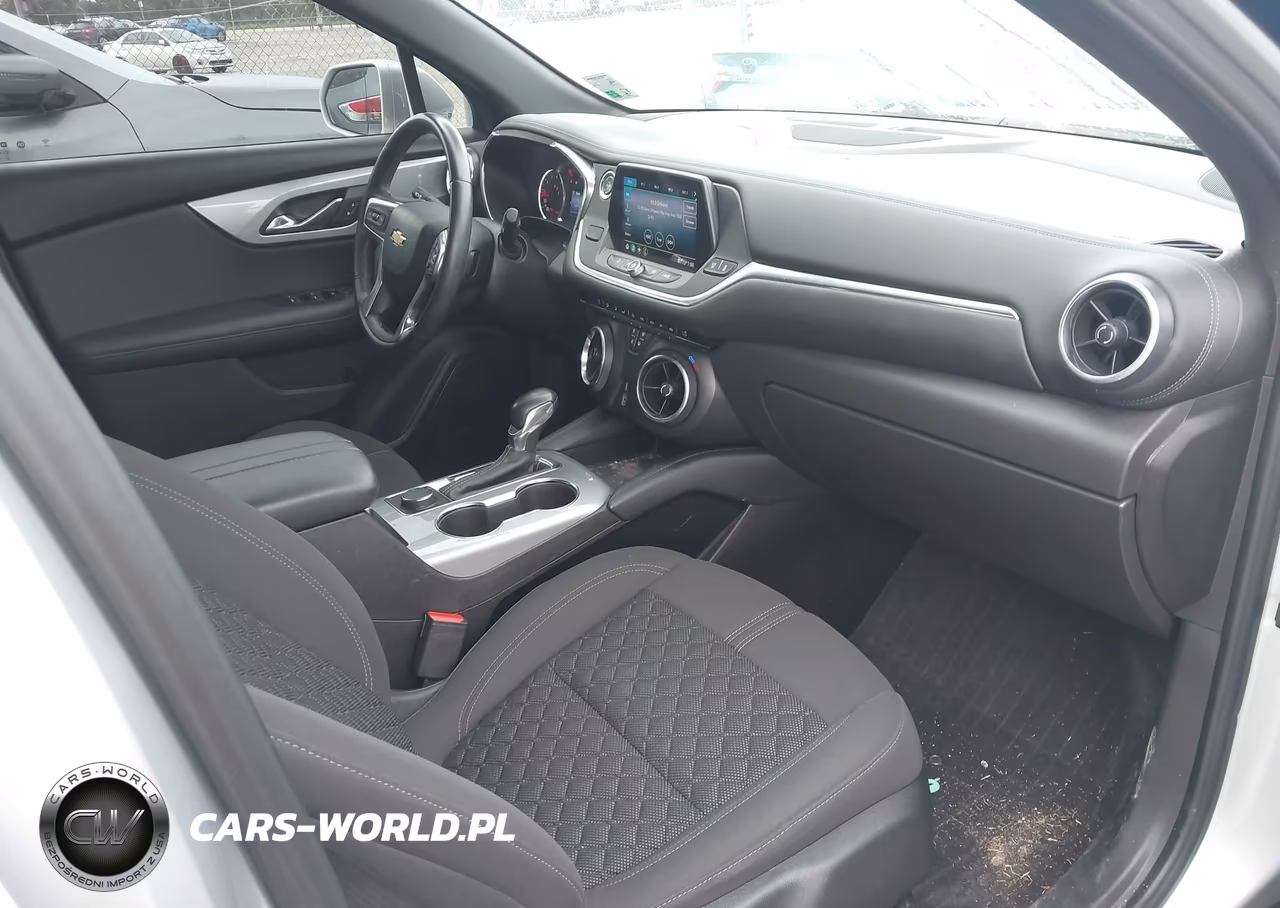 2019 Chevrolet Blazer VIN:3GNKBBRA5KS697047 - 5