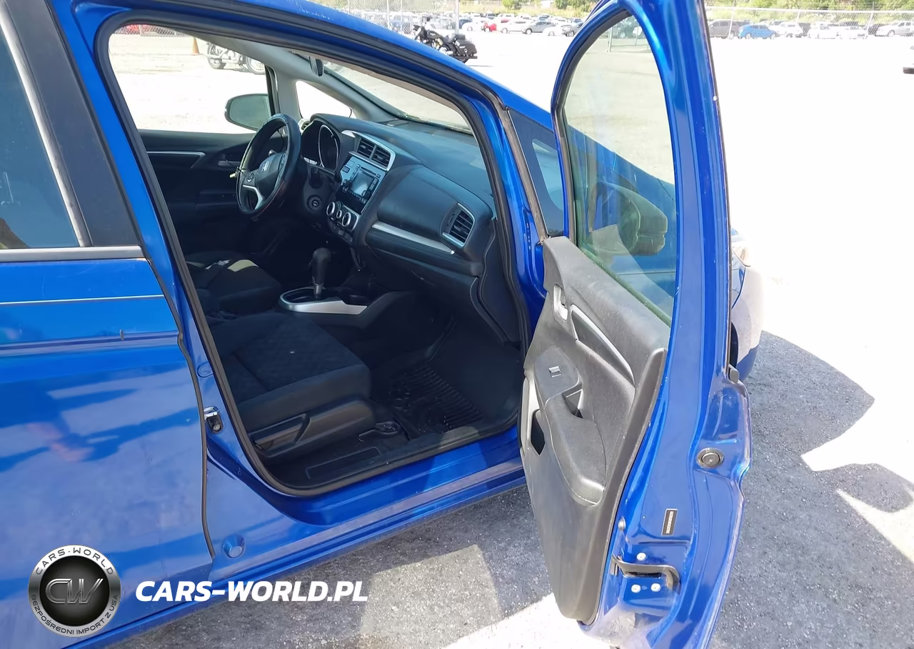 2015 Honda Fit Lx VIN:3HGGK5H5XFM768291 - 5
