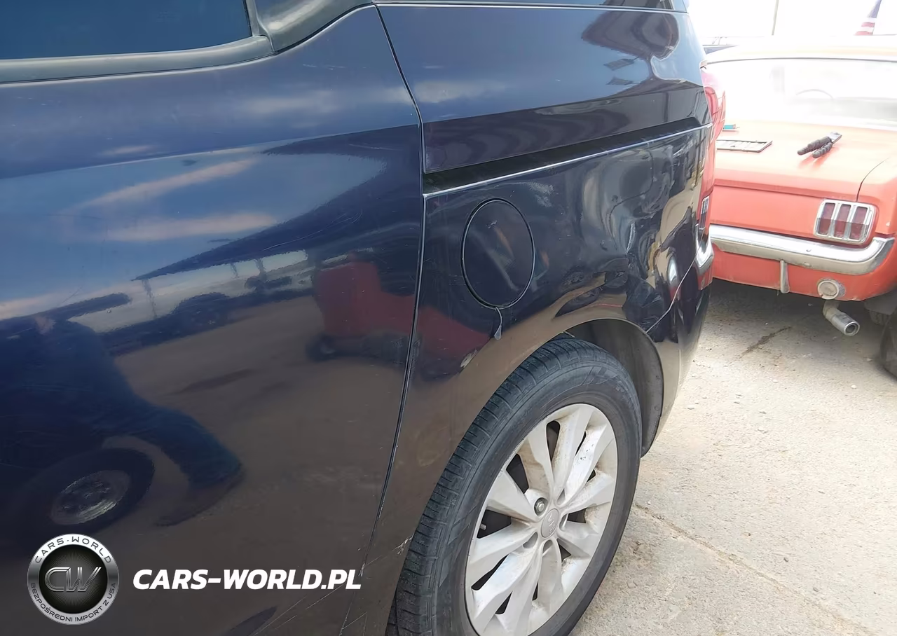 2018 Kia Sedona Ex VIN:KNDMC5C17J6373870 - 17