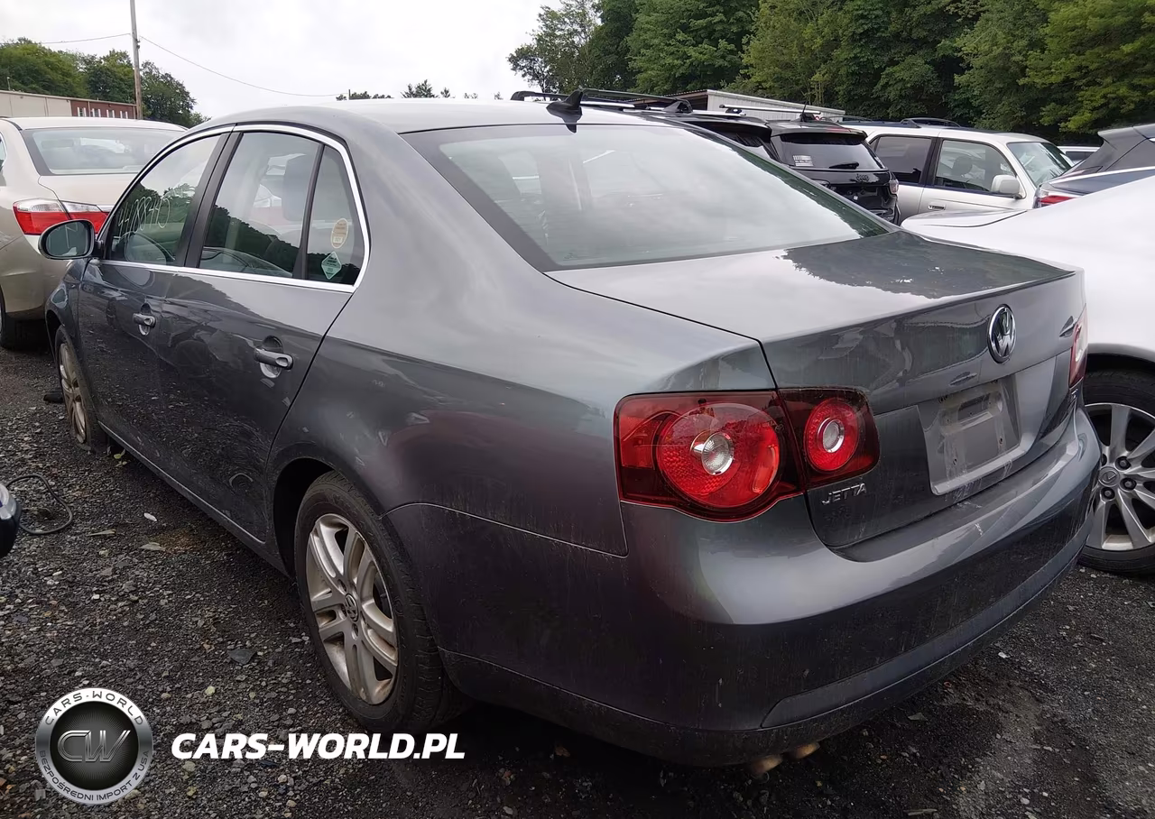 2010 Volkswagen Jetta Tdi VIN:3VWAL7AJ6AM132428 - 3
