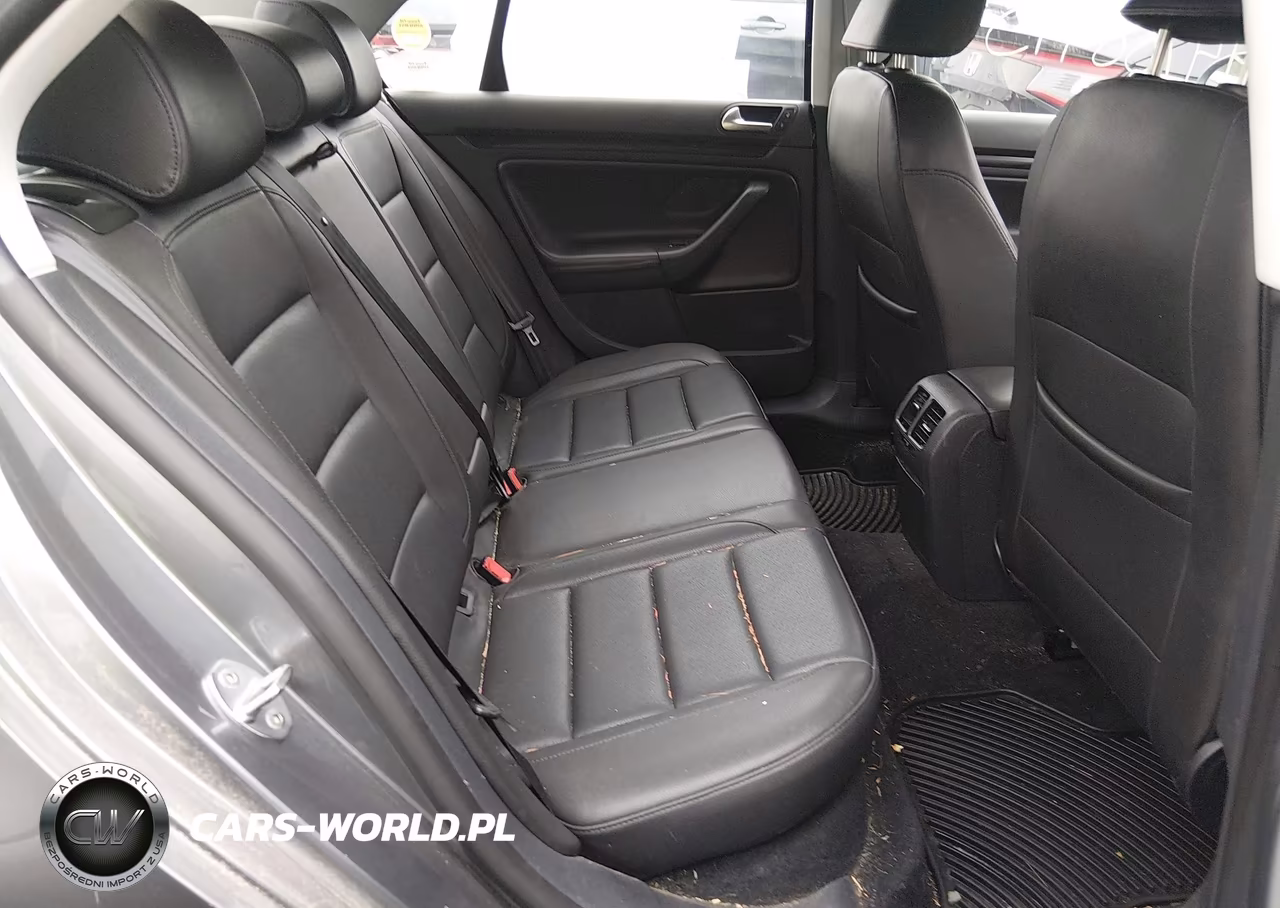 2010 Volkswagen Jetta Tdi VIN:3VWAL7AJ6AM132428 - 8
