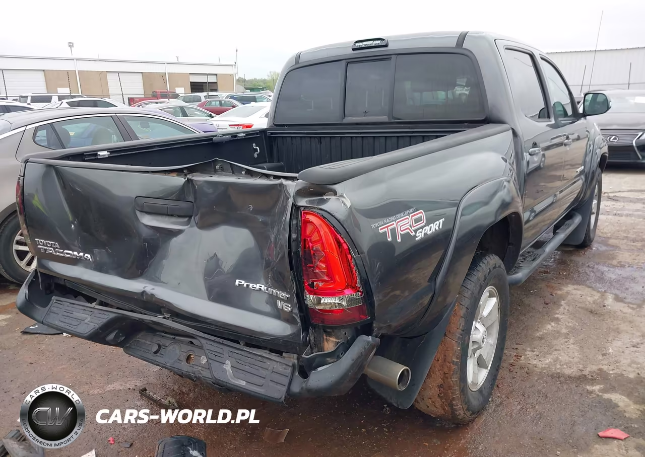2013 Toyota Tacoma Prerunner V6 VIN:3TMJU4GN1DM151286 - 4