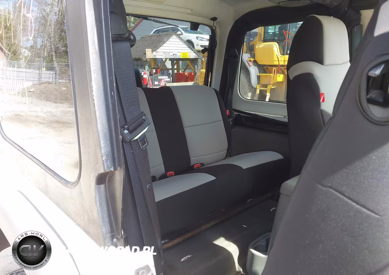 2006 Jeep Wrangler X VIN:1J4FA39S26P783362 - 8